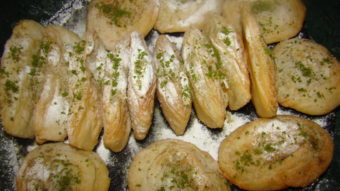 Kolcha e Qatlama (layered flatten cookies) Recipe