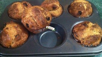 Cinnamon & Raisin Muffins Recipe